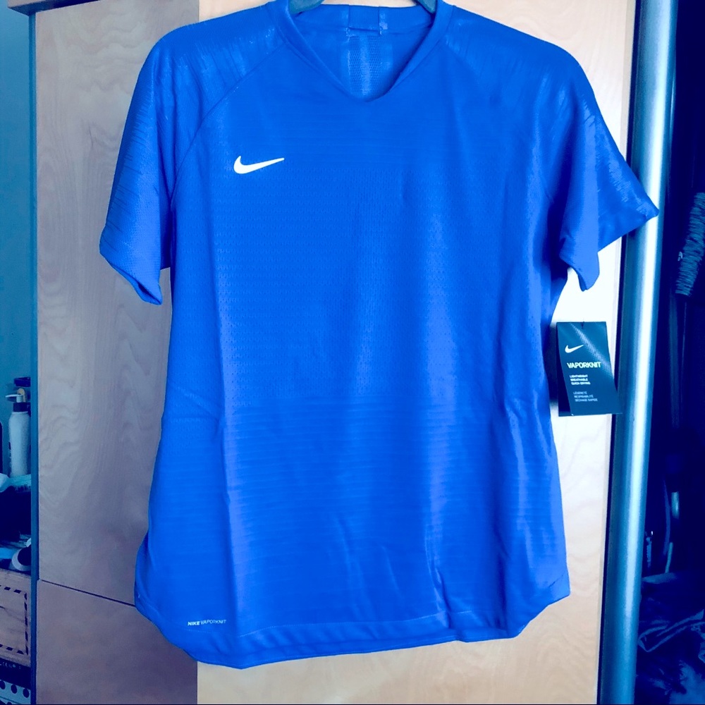 Nike women’s Vaporknit Size M